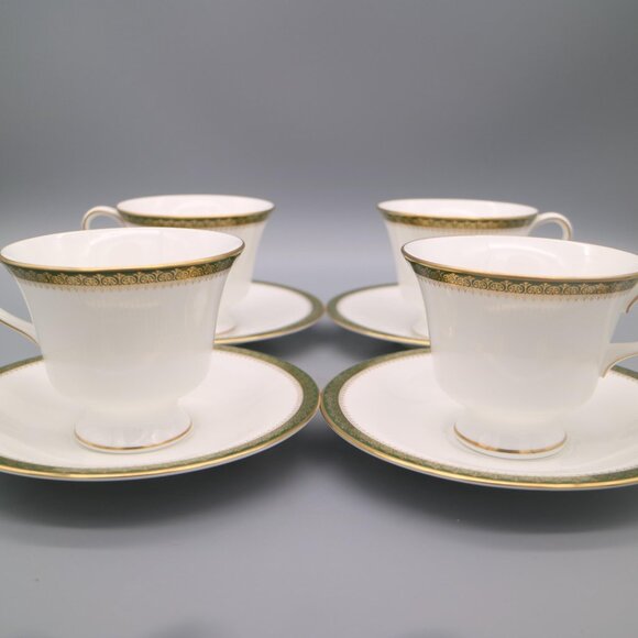 Wedgwood Chester Pattern Replacement Teacup & Saucer Sets (Set of 4) - Picture 2 of 6